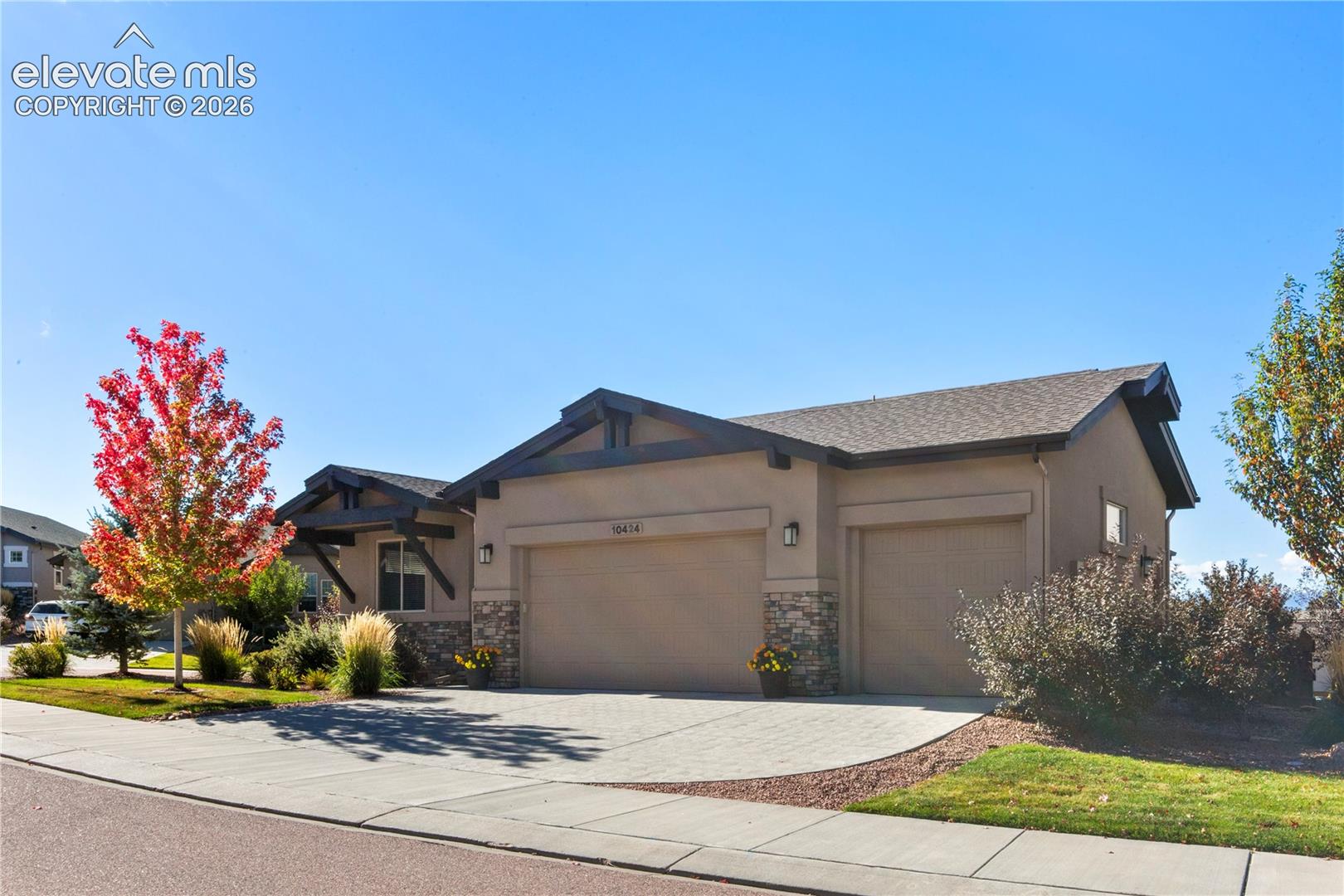 10424 Kelowna View