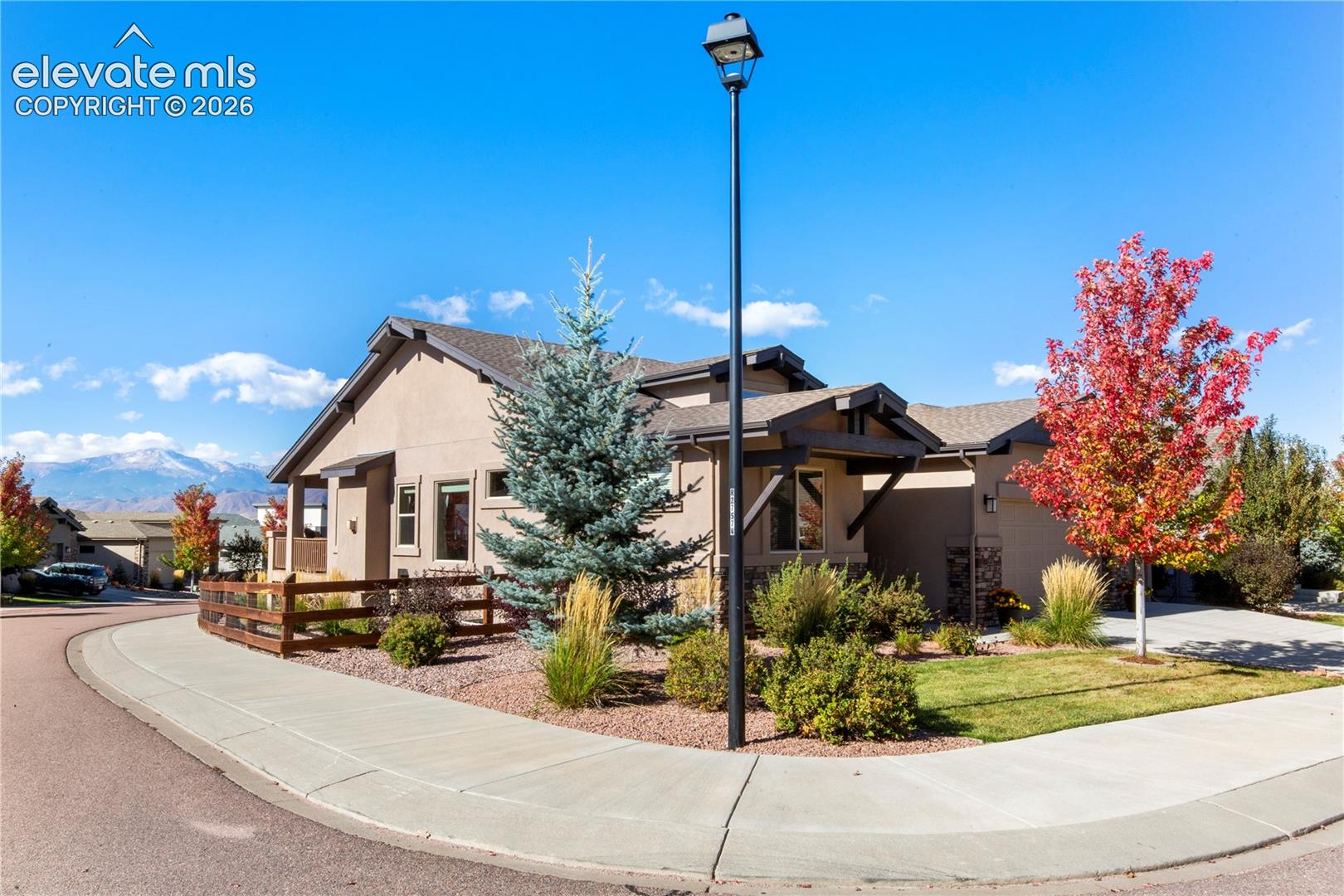 10424 Kelowna View