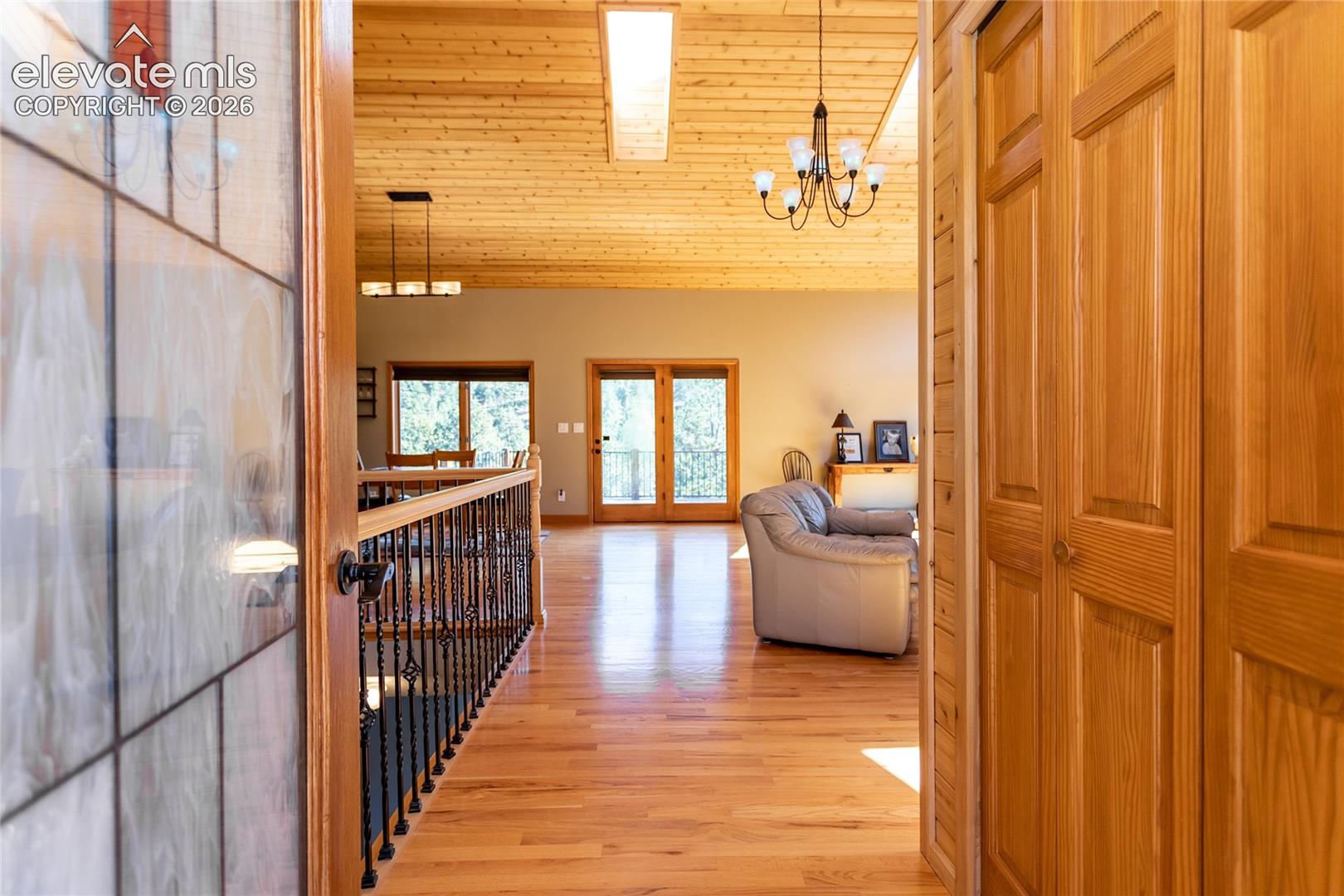 1325 Kings Crown Road