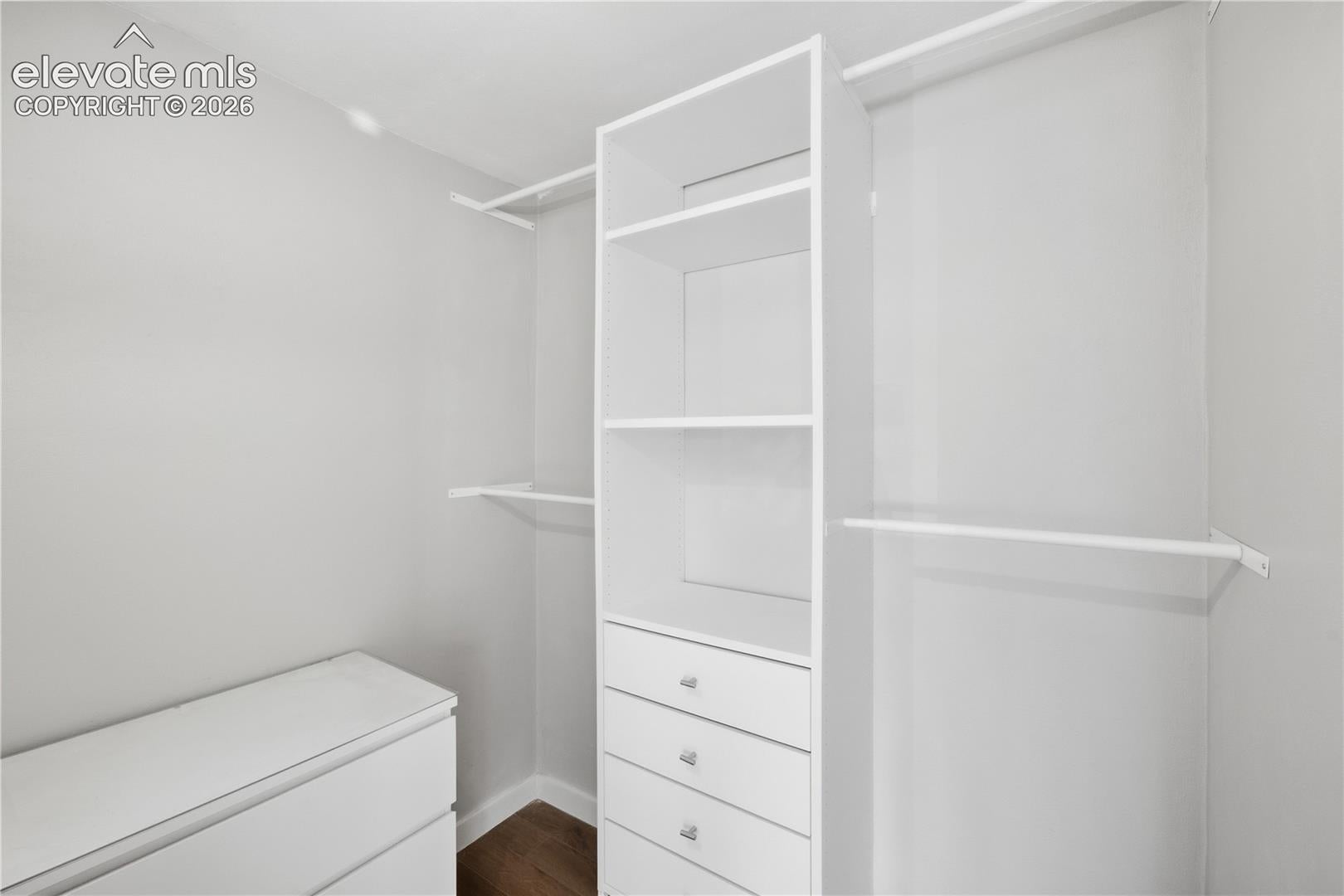 811 Belmont Avenue