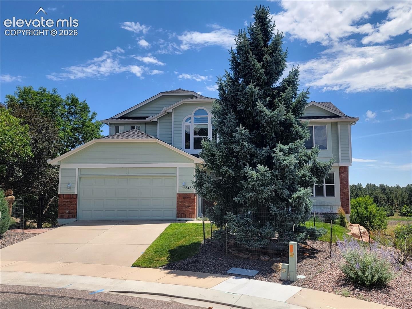 8485 Edgemont Way