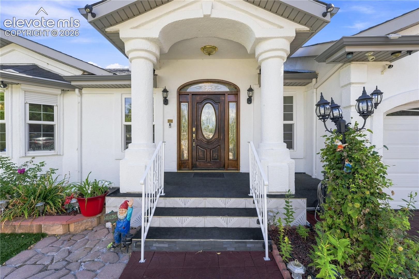 1223 E Rio Grande Street