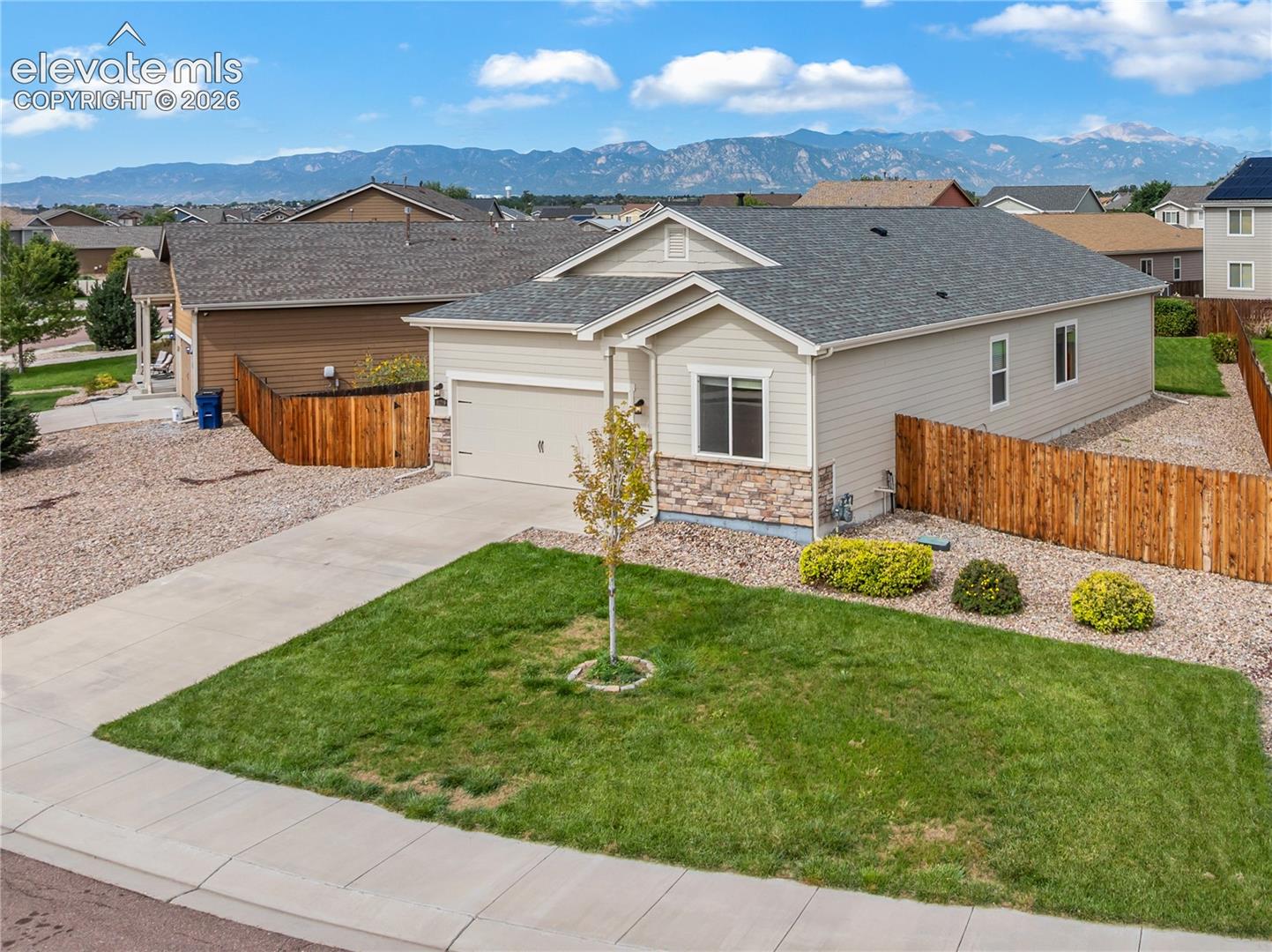 10219 Intrepid Way