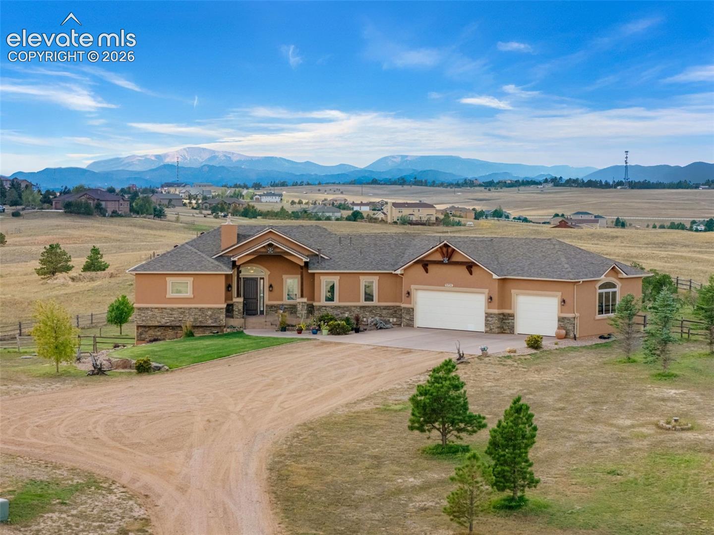 5735 Windridge Point