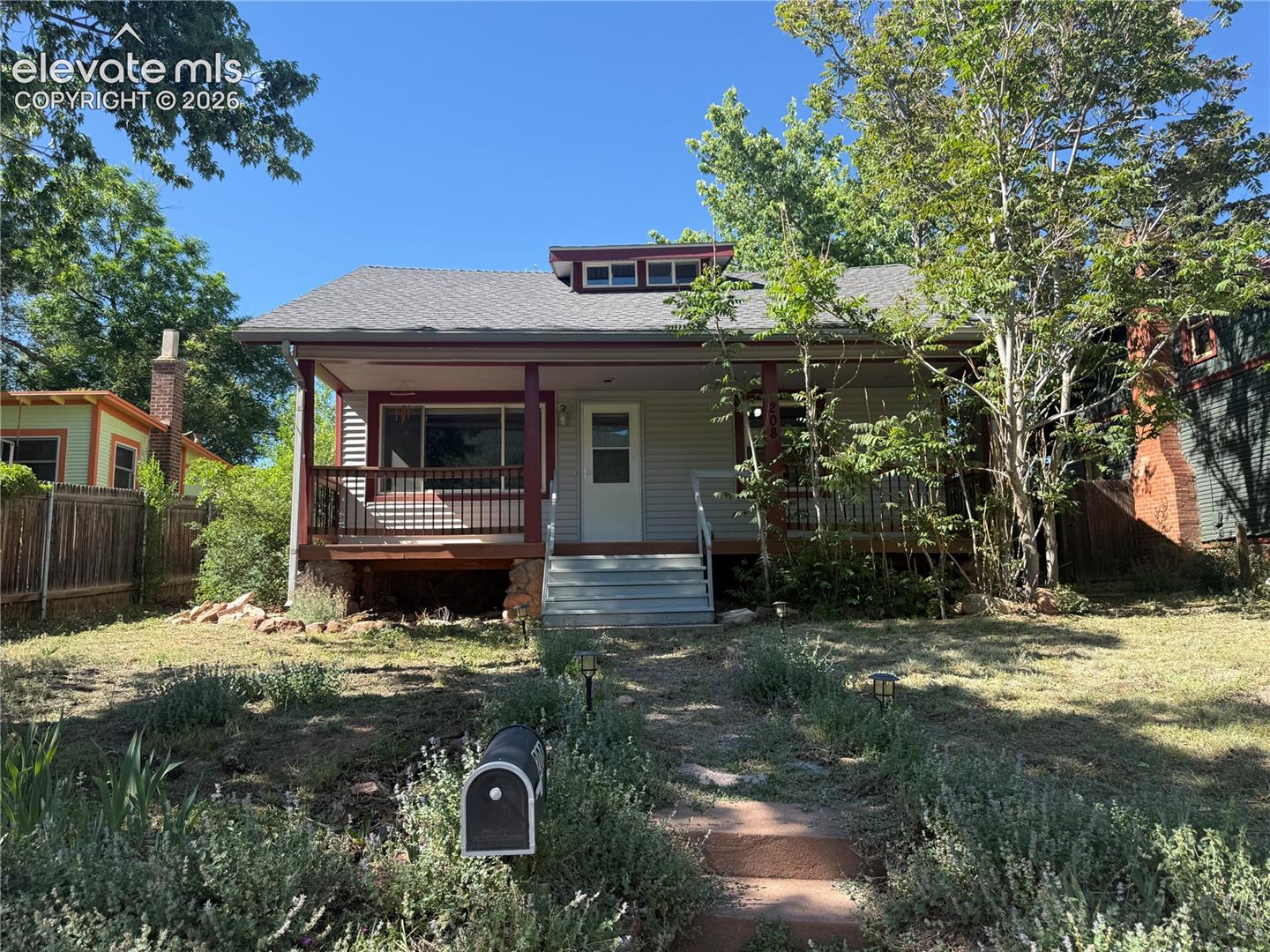 208 Iron Road
