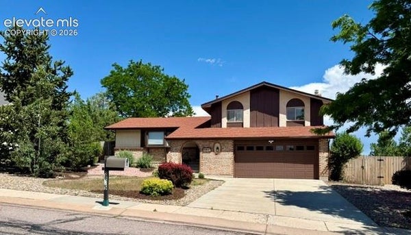 3865 INSPIRATION DR, COLORADO SPRINGS, CO 80917 - Image 493a2ab7ad49b63c7db8b930c1902b1f/1586730740