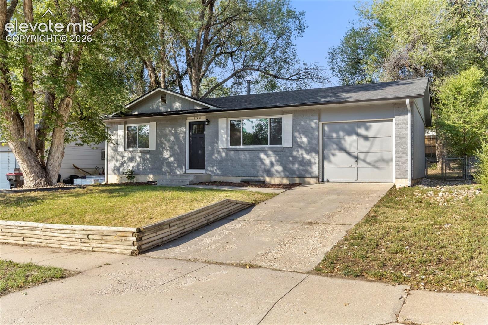 838 Kingsley Drive