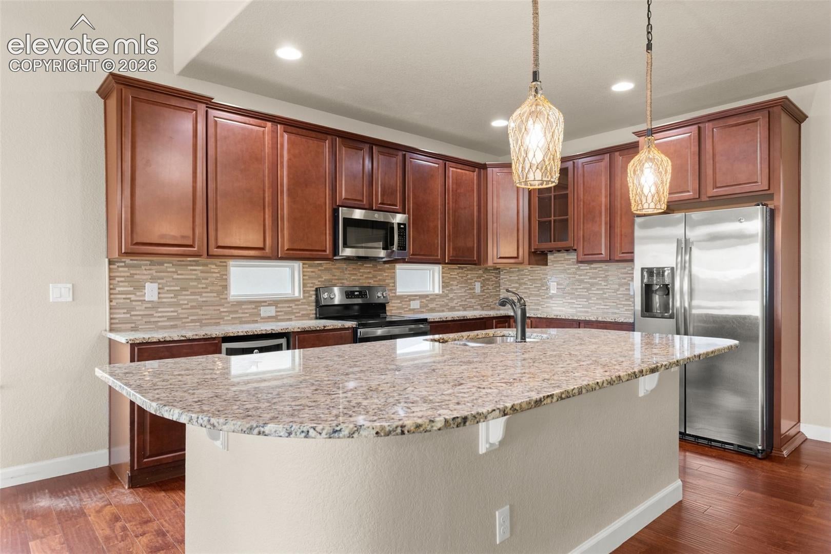 7551 Dutch Loop