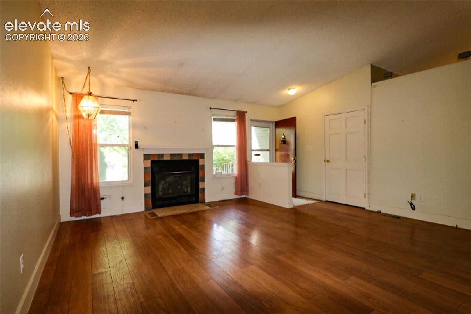 720 San Gabriel Place