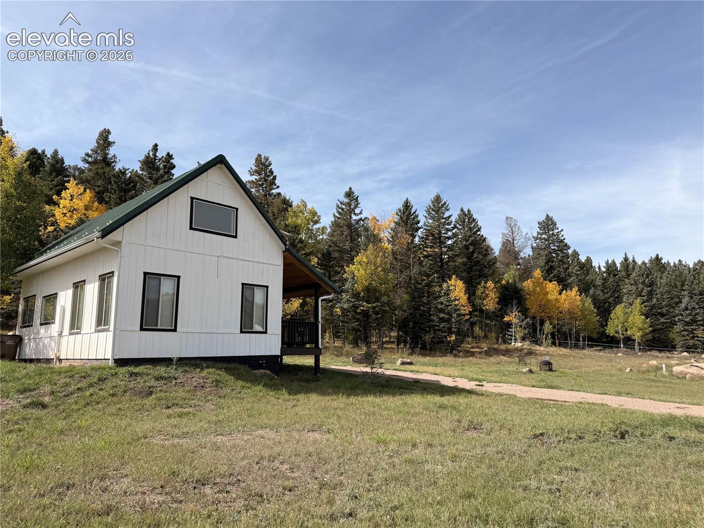 340 Forest Lane