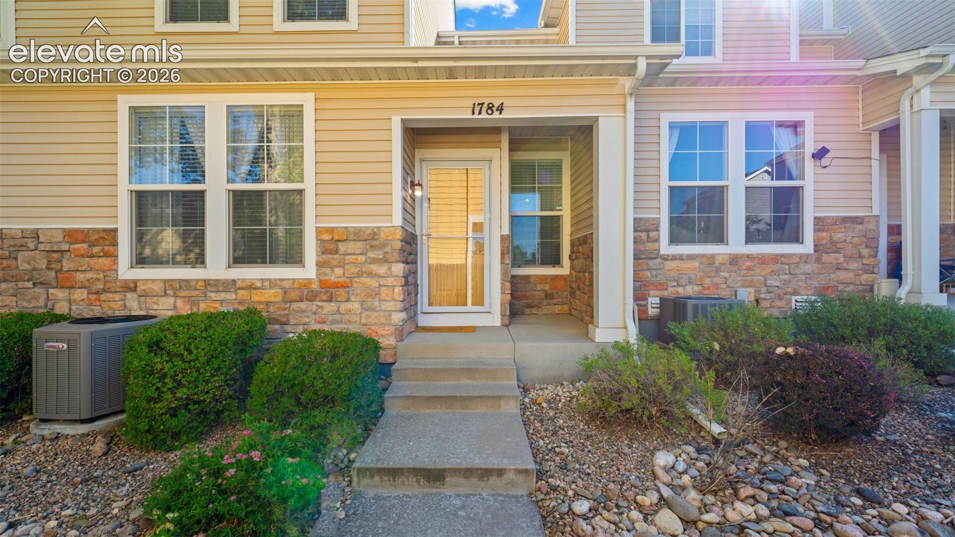 1784 Reilly Grove