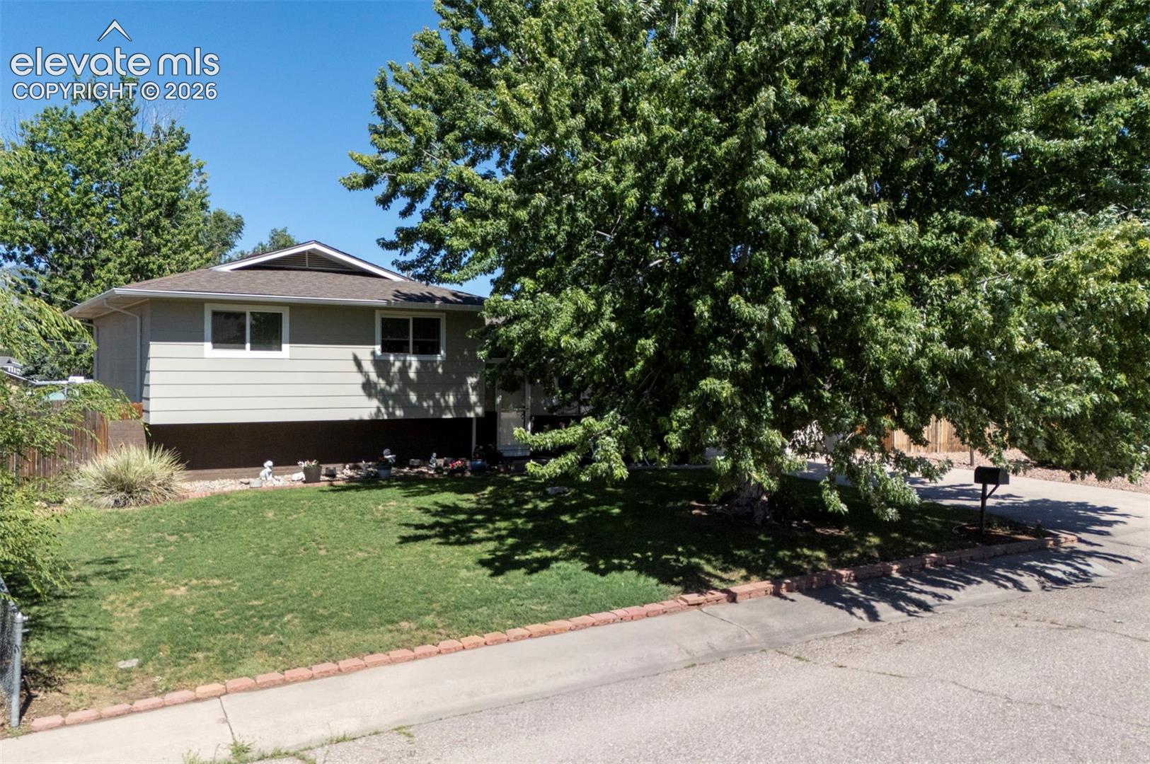 54 Willis Drive