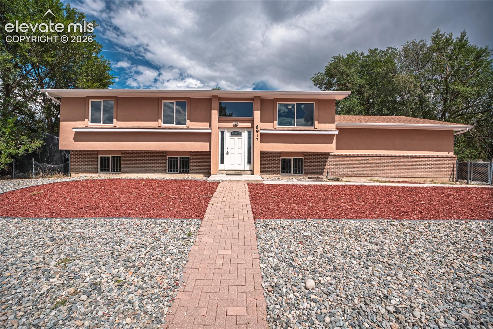 6917 Medicine Bow Avenue