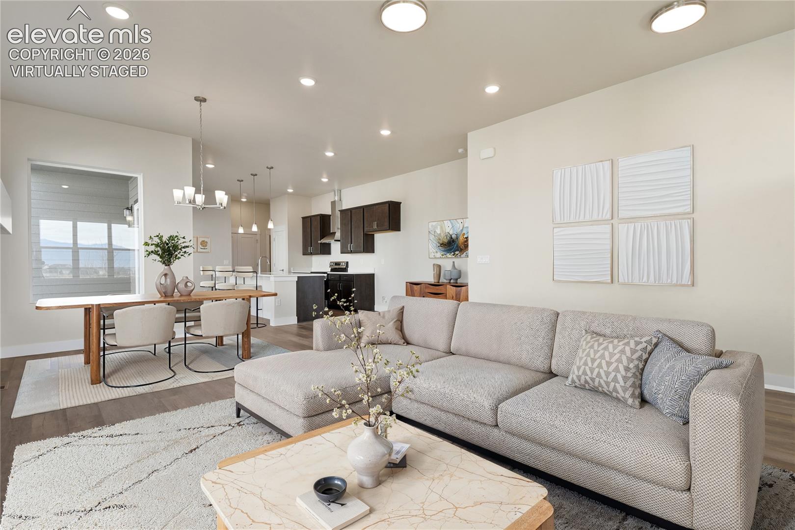9412 Roseate View