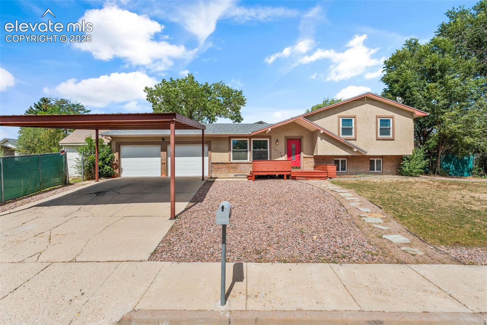 7010 Stowe Circle