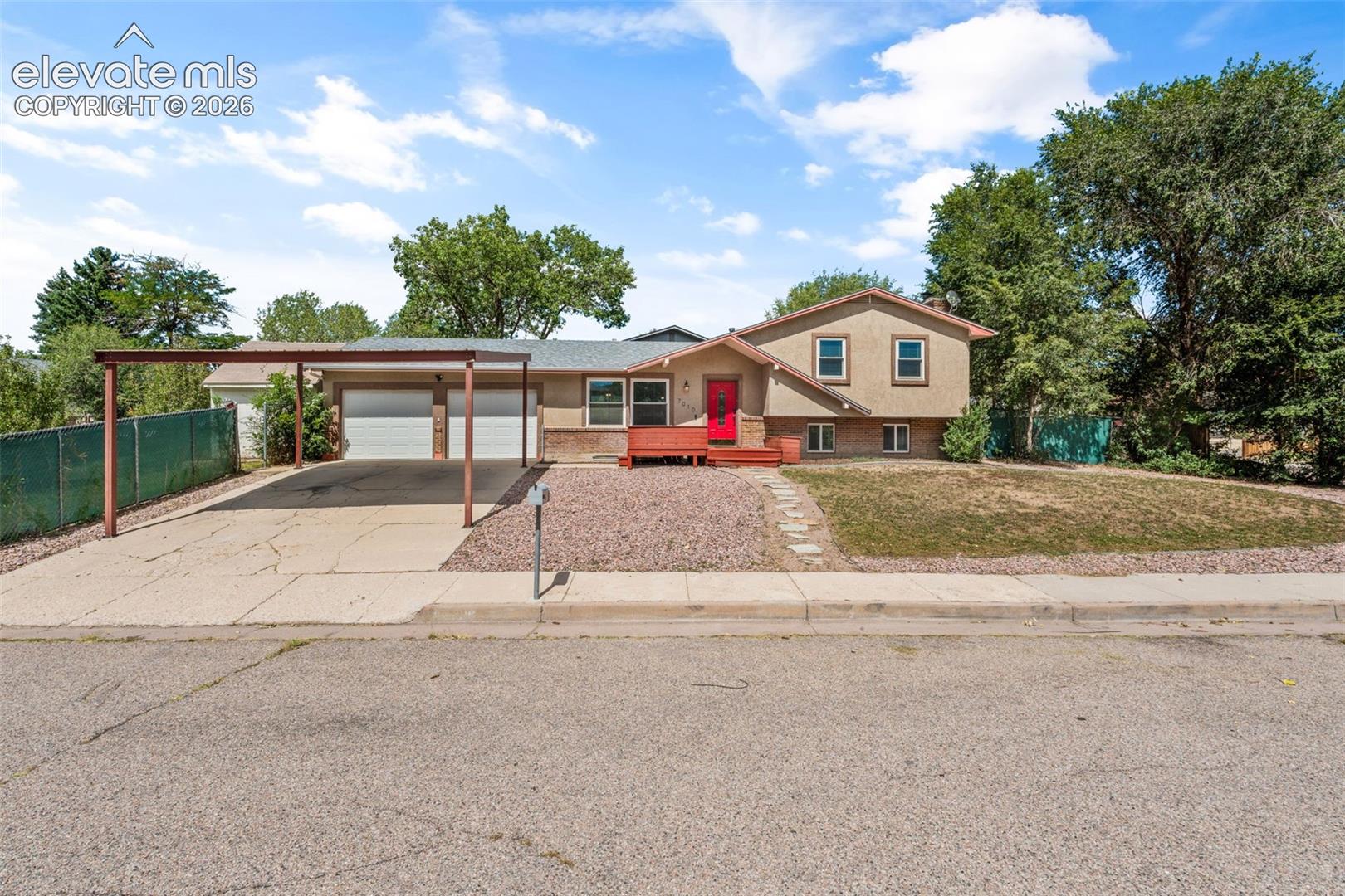 7010 Stowe Circle