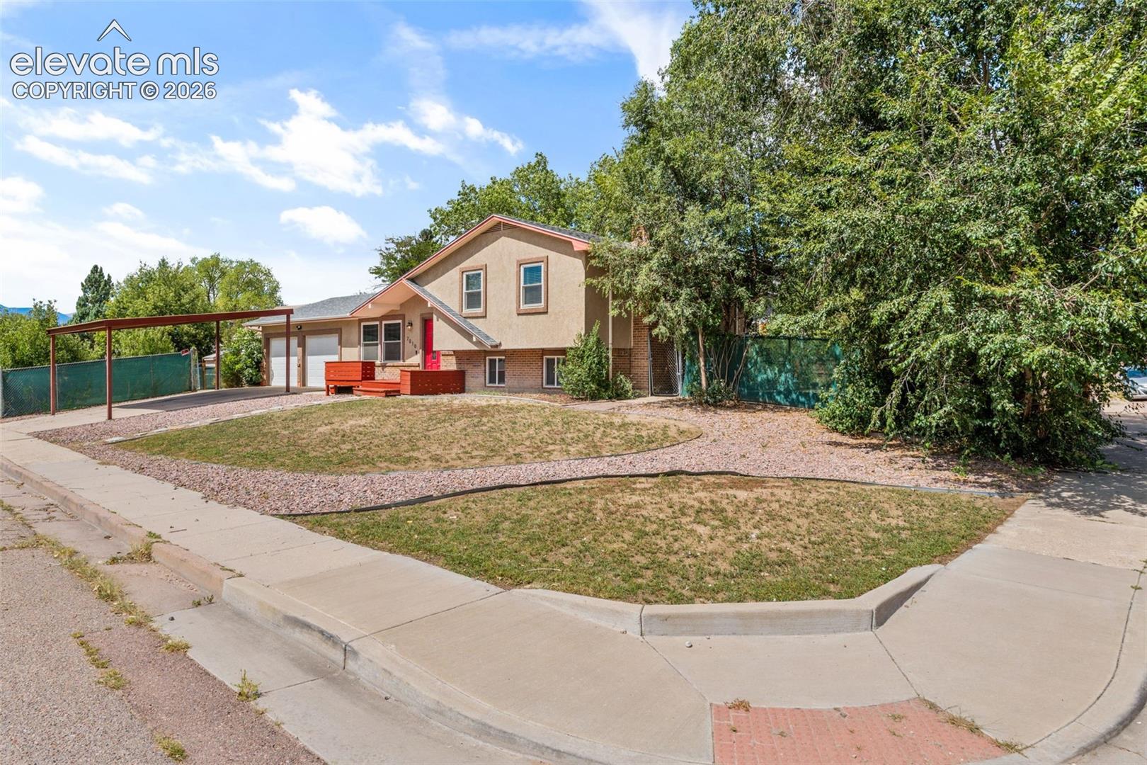 7010 Stowe Circle