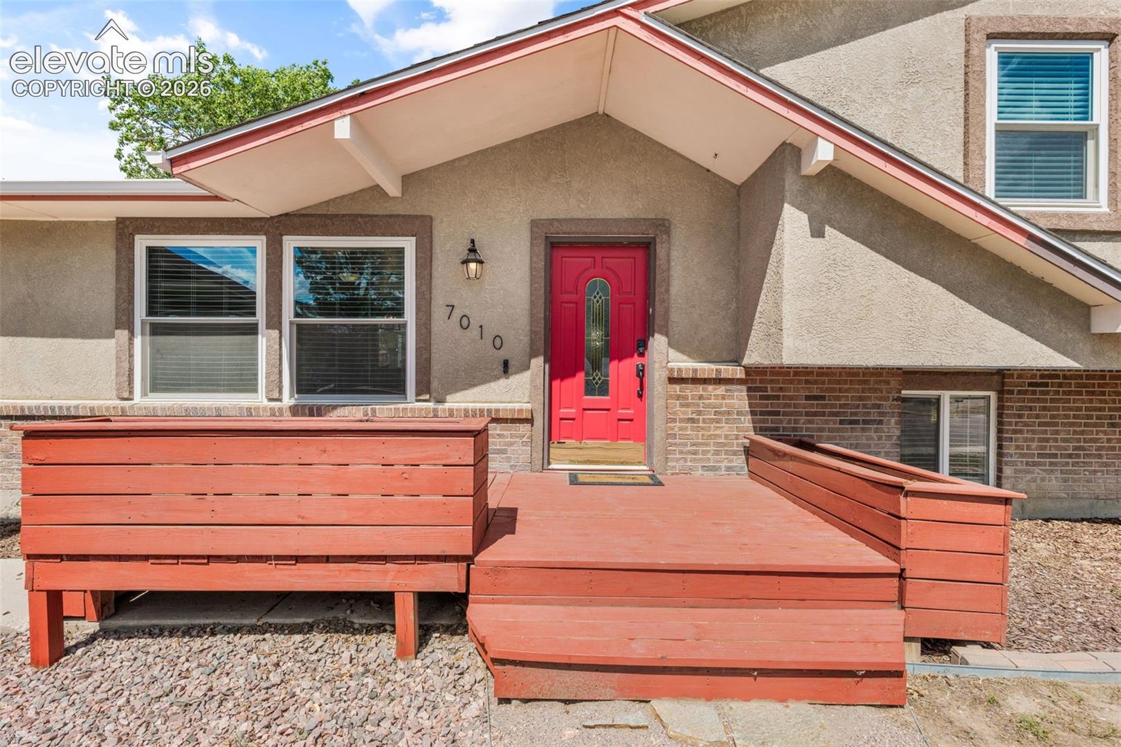 7010 Stowe Circle