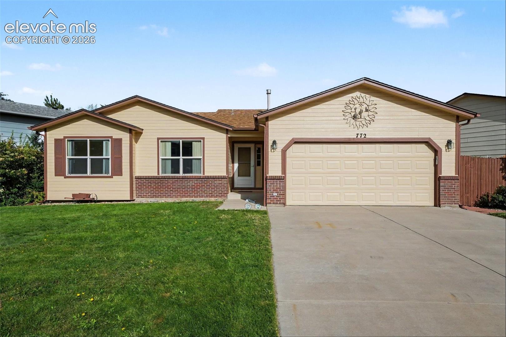 772 Foxwood Drive