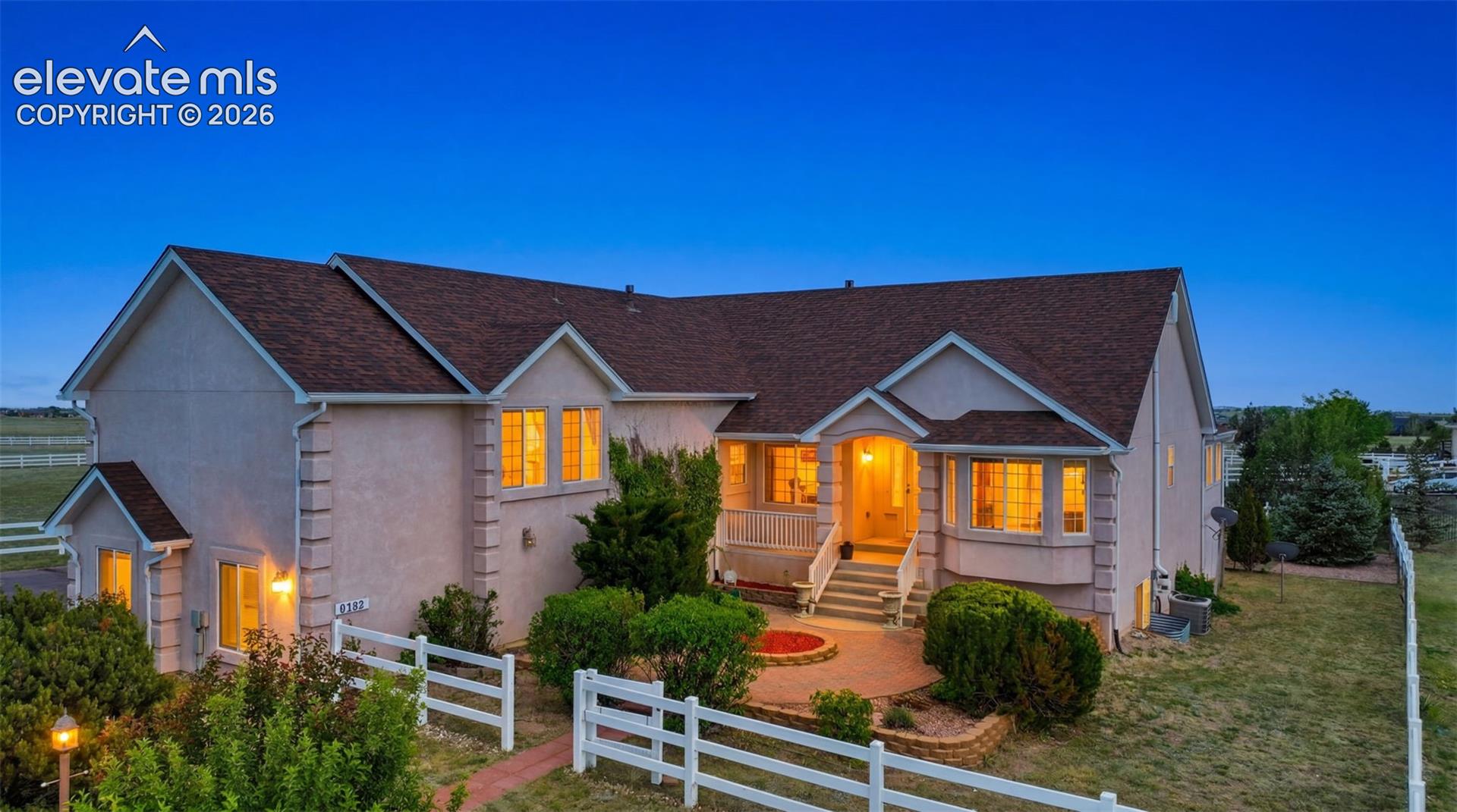 9395 Doe Creek Court