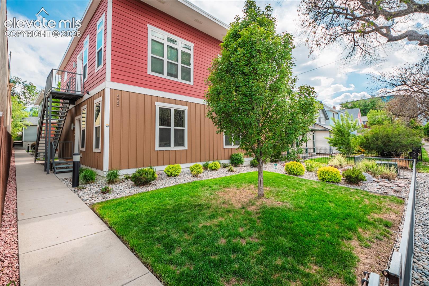 525 E Kiowa Street