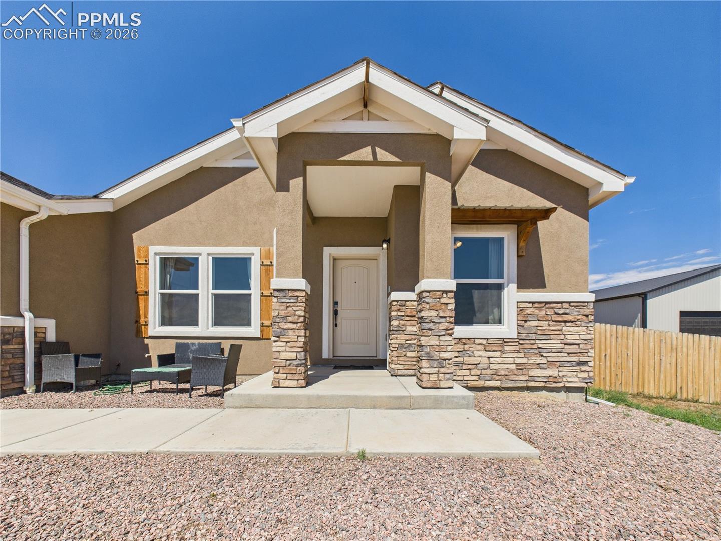 1437 N Chuckwagon Lane