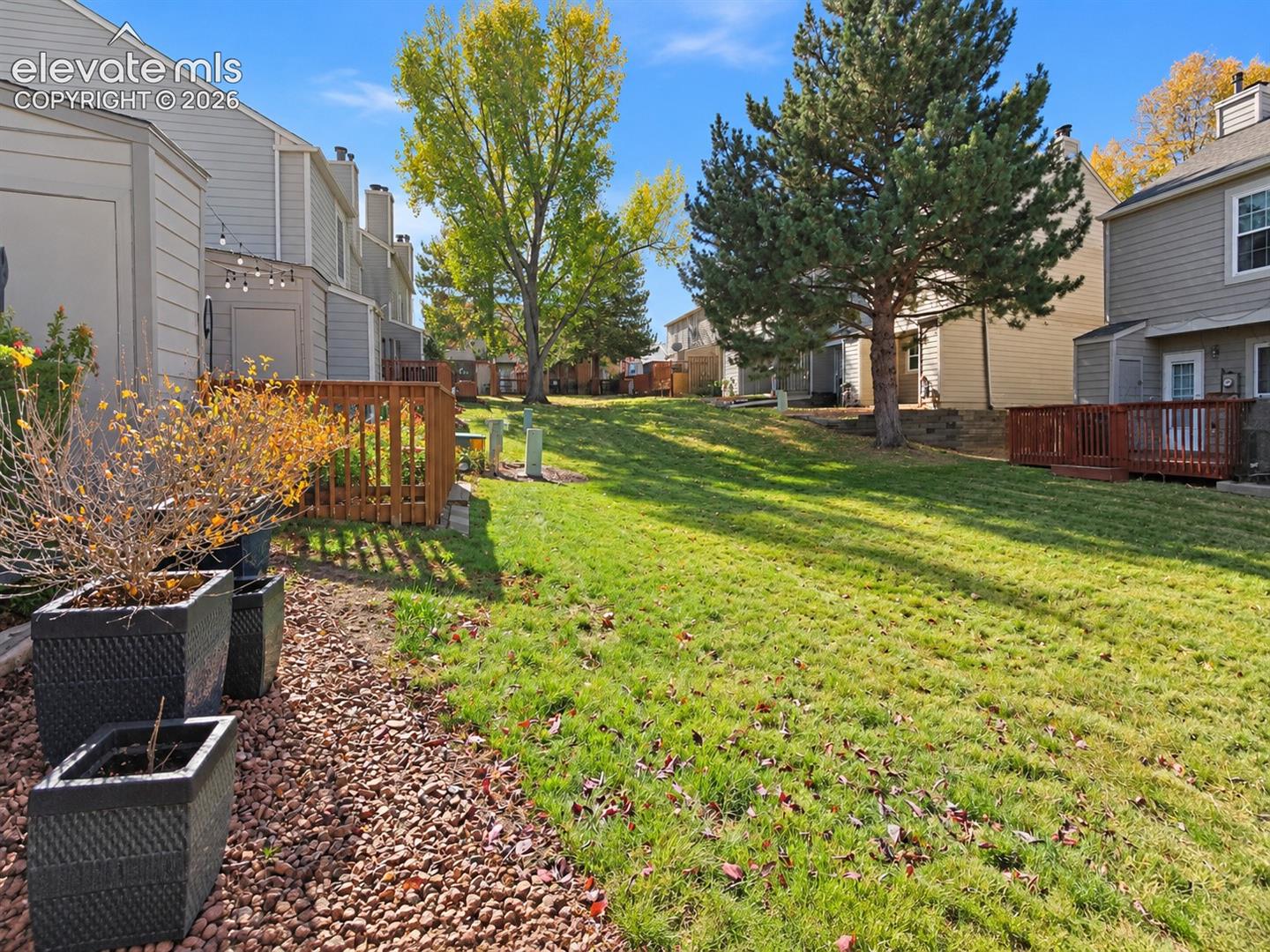 3672 Queen Anne Way