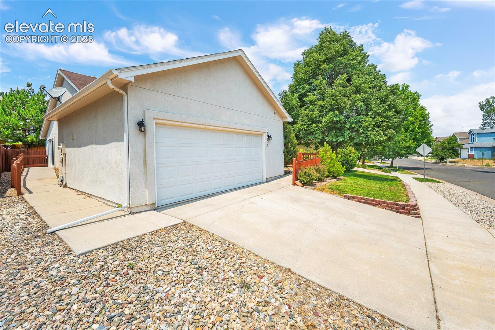5970 Fescue Drive