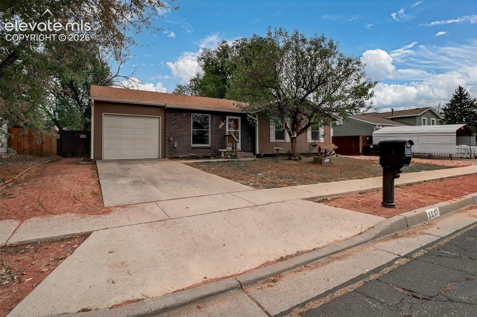 2551 E Payne Circle