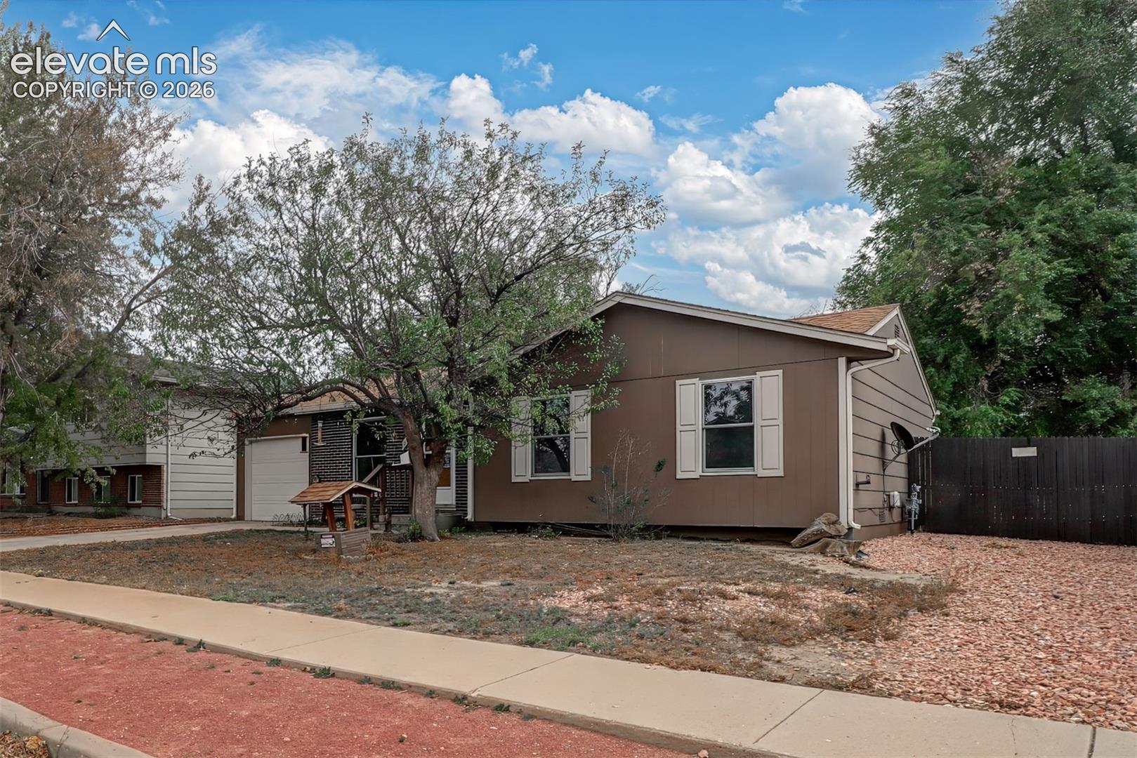 2551 E Payne Circle