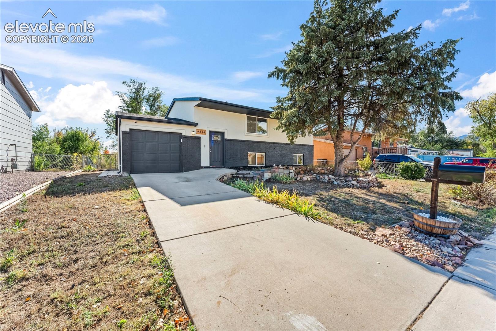 4515 London Lane