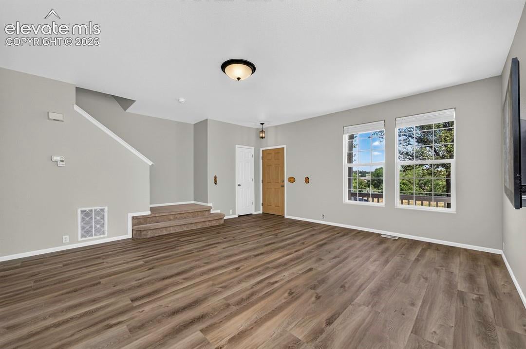 2215 Ellingwood Drive