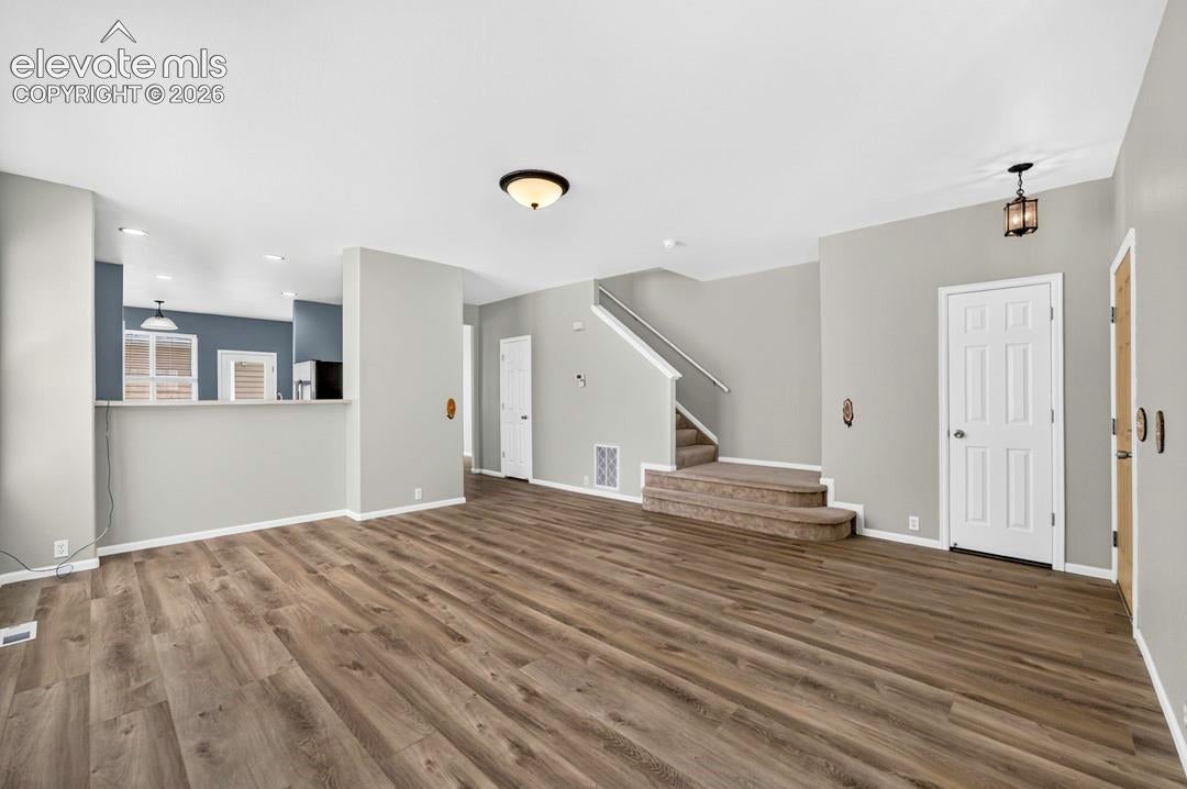 2215 Ellingwood Drive