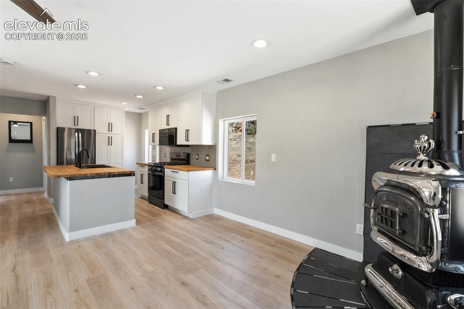 61 Garnet Lane