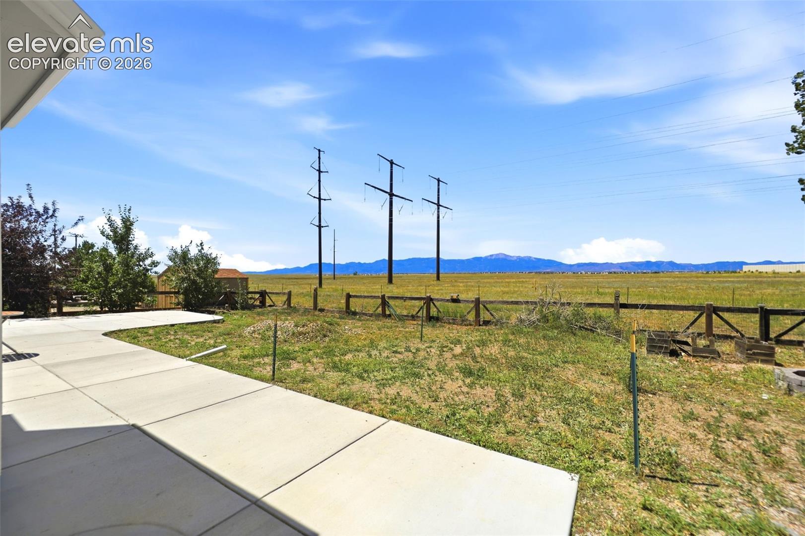 7895 Antelope Meadows Circle