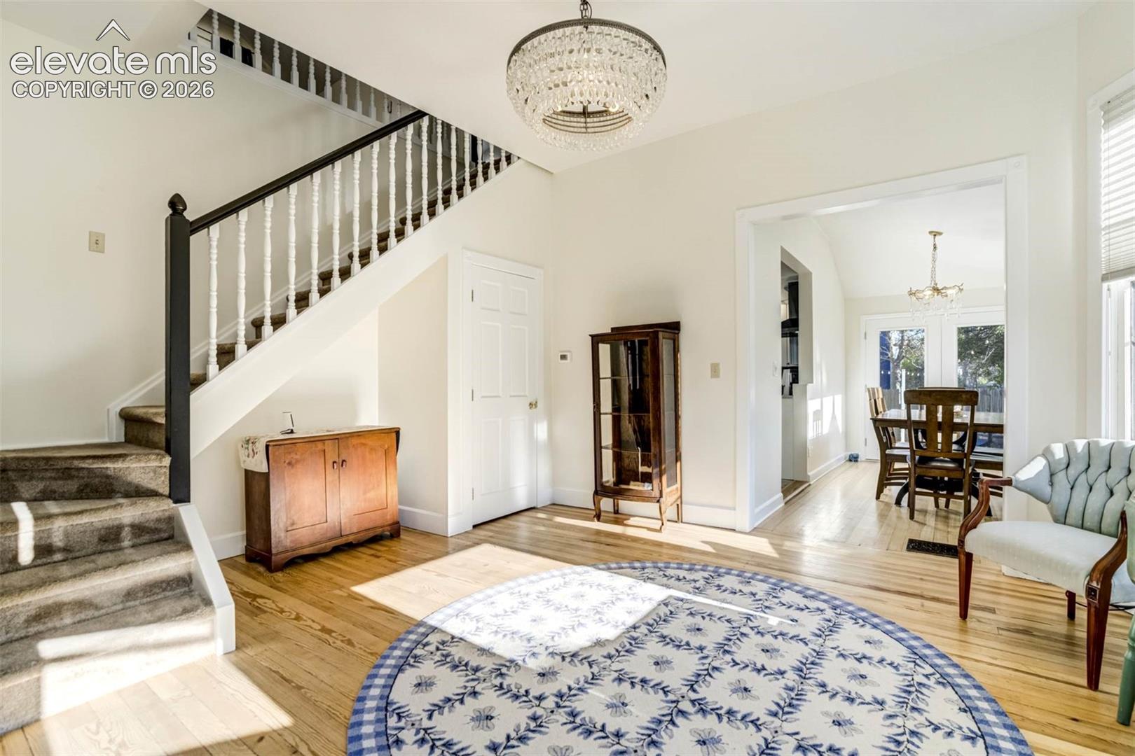 309 E San Miguel Street