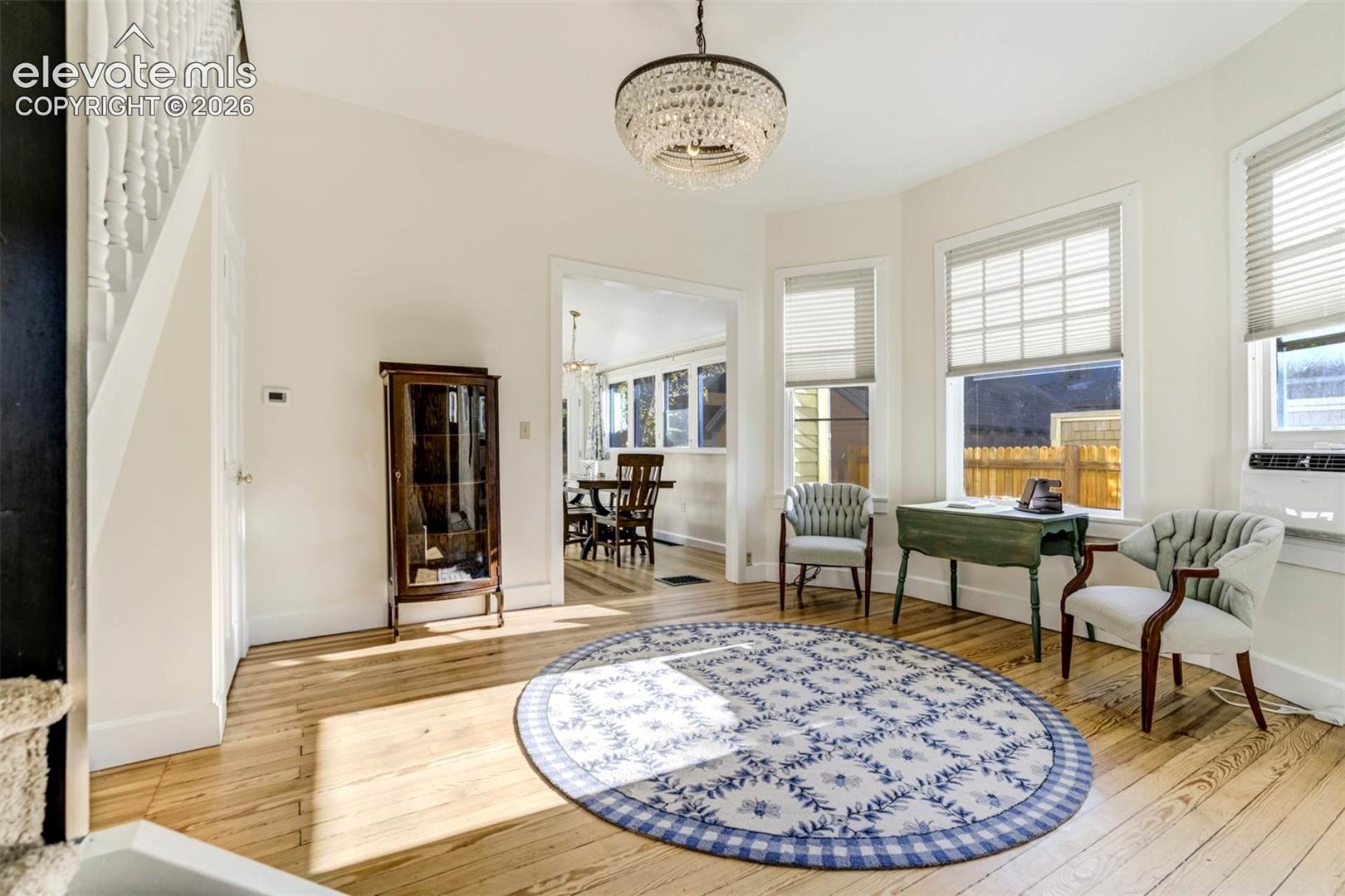 309 E San Miguel Street