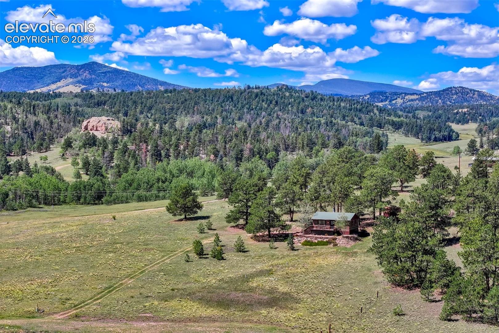 189 Saddle Lane