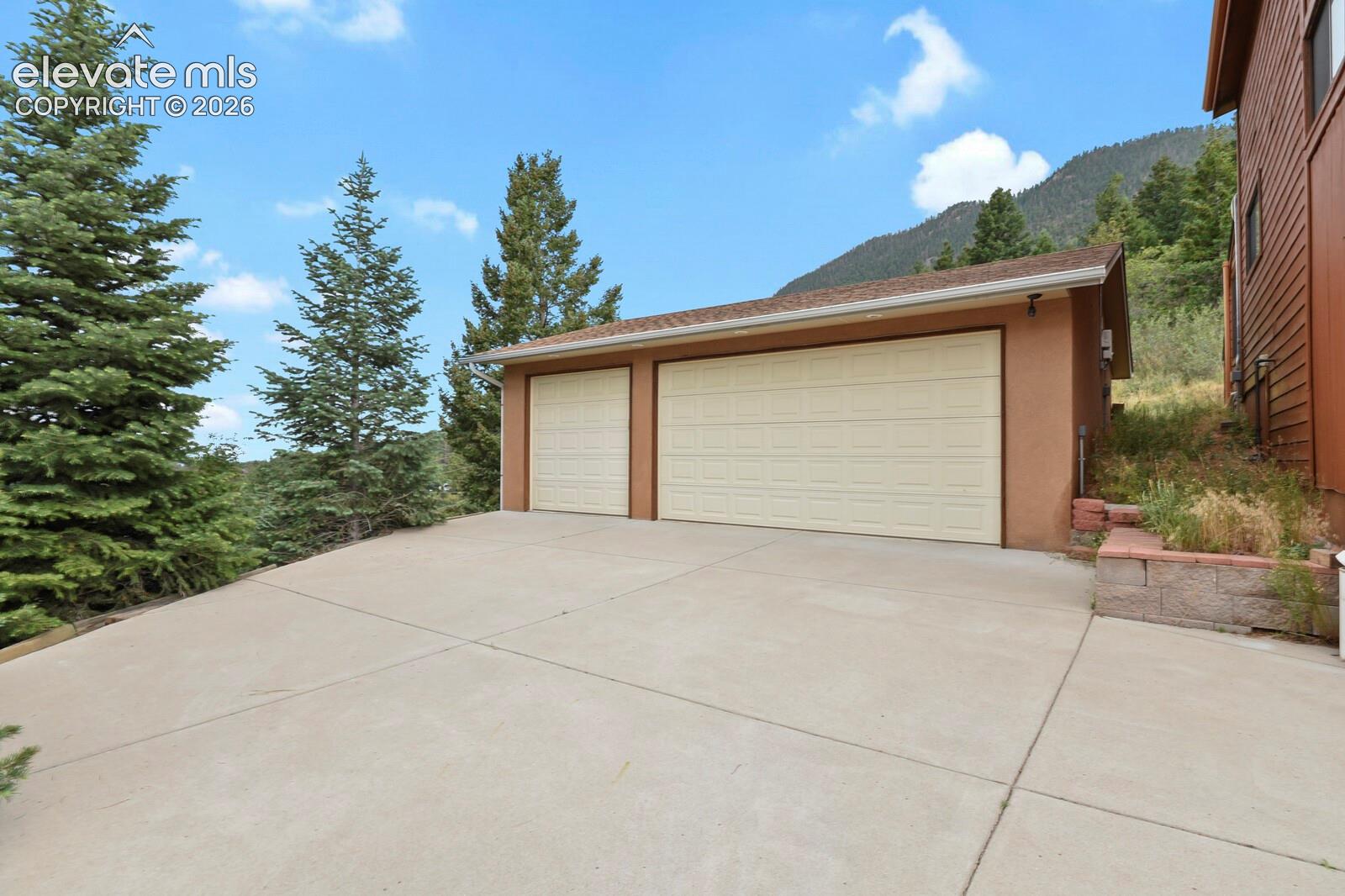 8825 Ute Road