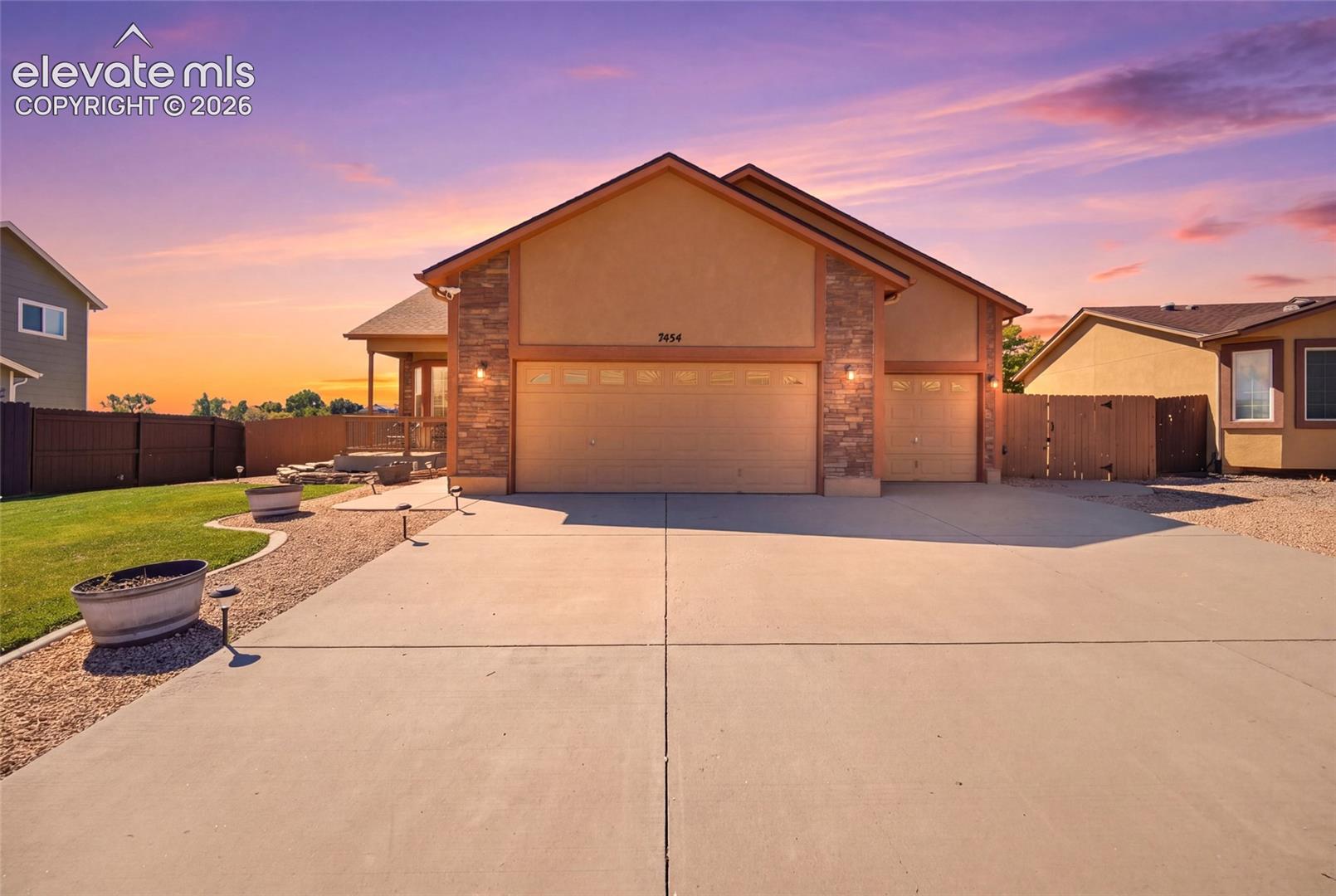7454 Waterside Drive