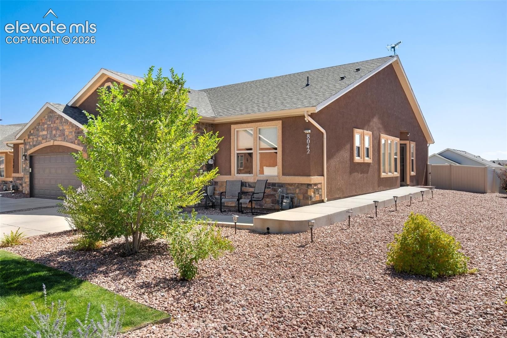 8042 Potentilla Grove