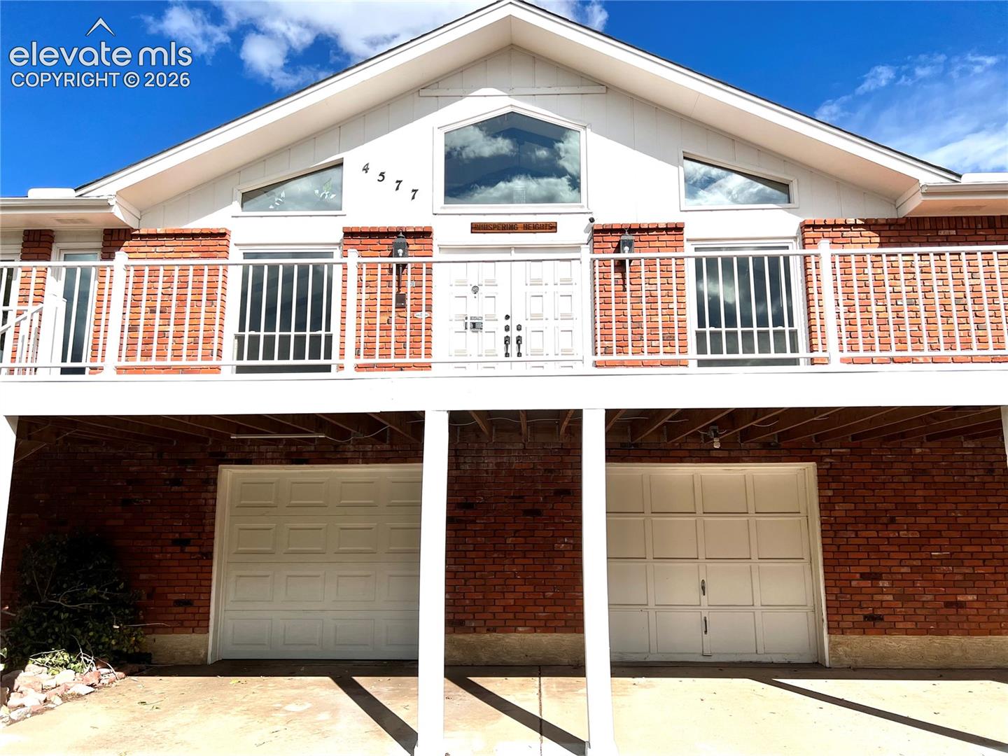 4577 Whispering Court