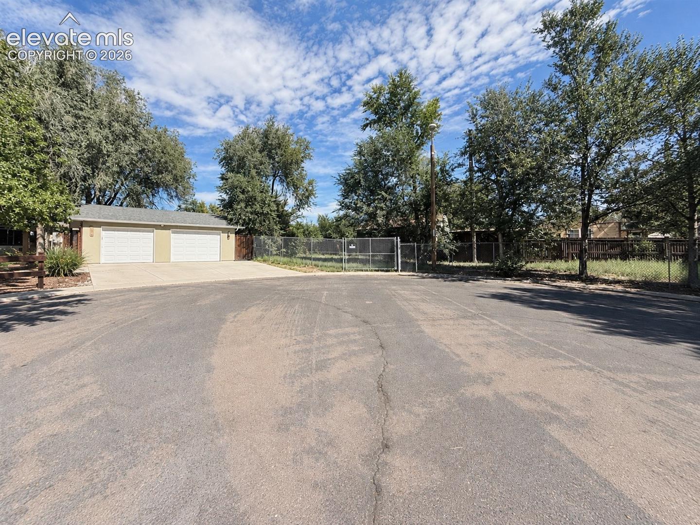 1130 Valley Manor Court