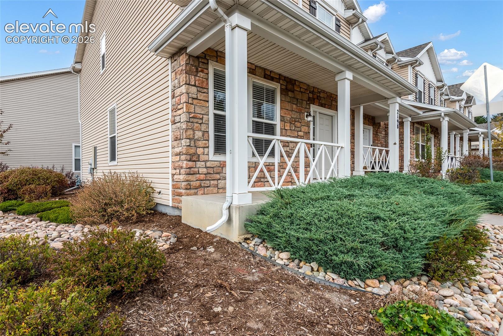 2198 Arrowhead Creek View