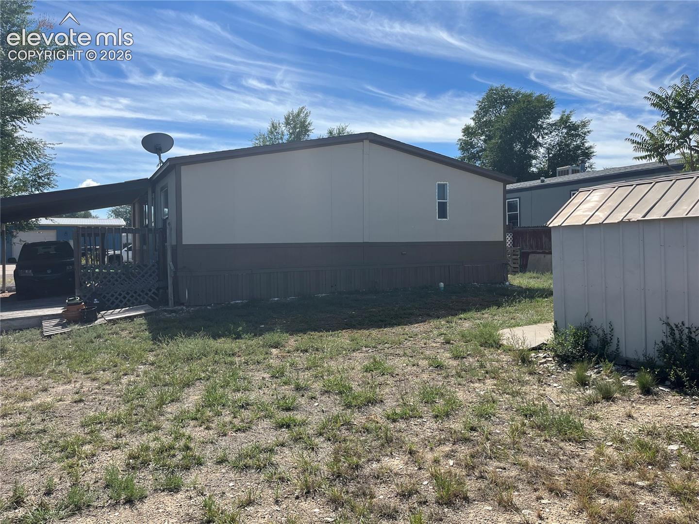 271 E Countryside Drive