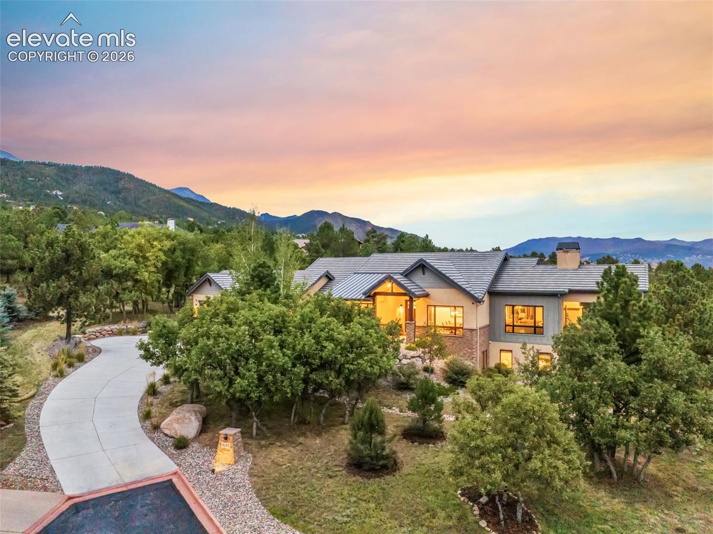 1644 Oakmoor Heights