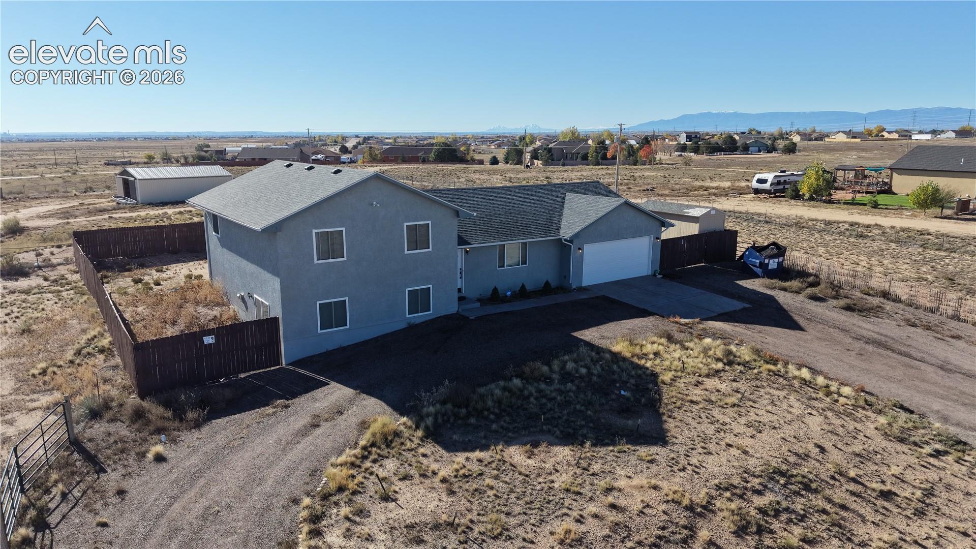 1192 E Gold Rush Lane