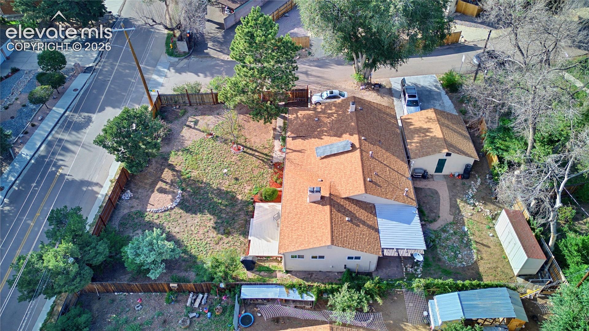 2409 N Chelton Road