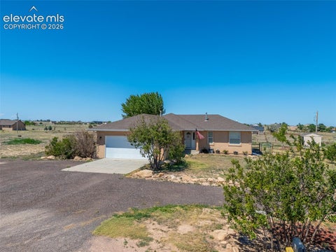 Photo of 635 E Chaunsey Drive, Pueblo West, CO 81007 (MLS # 1119996)