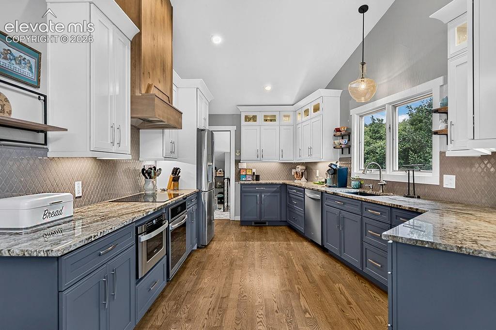 6815 Oak Valley Lane